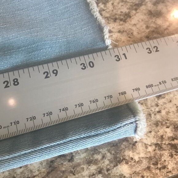 Denizen Levi's Girls High Rise Ankle Straight Raw Hem Size 10 - Picture 8 of 12